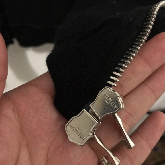 BALMAIN Black Classic Zip-Up Hoodie - Picture 6 of 8
